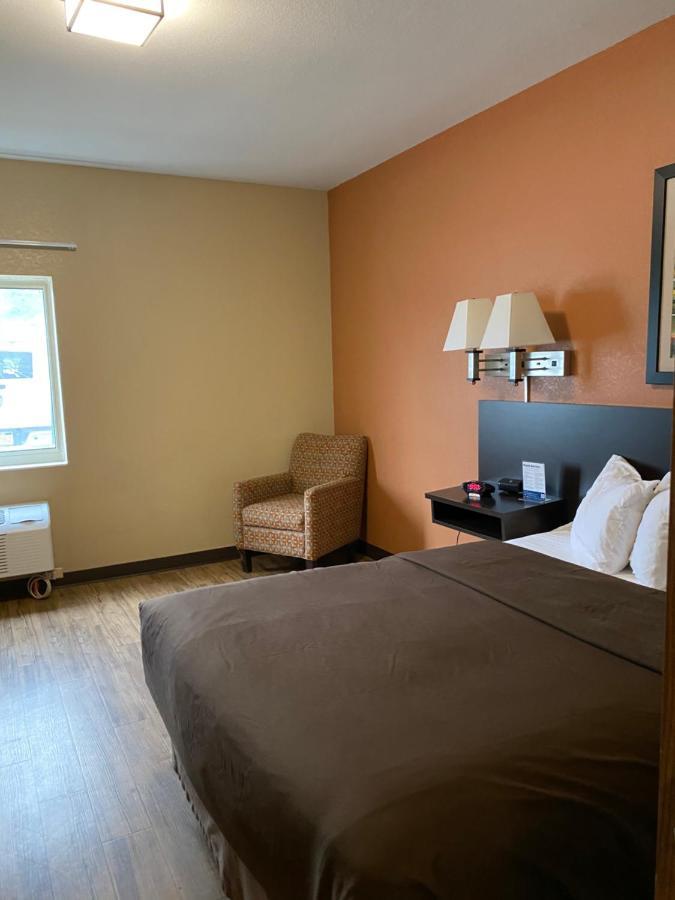 Hotel Suburban Washington, Pa 2*